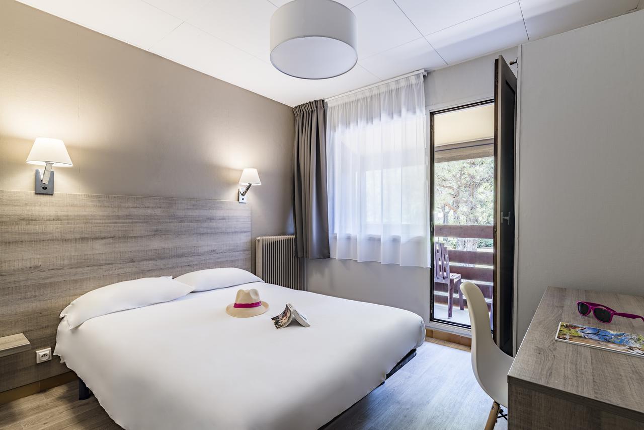 Superior Apartment,752176214:JPEG