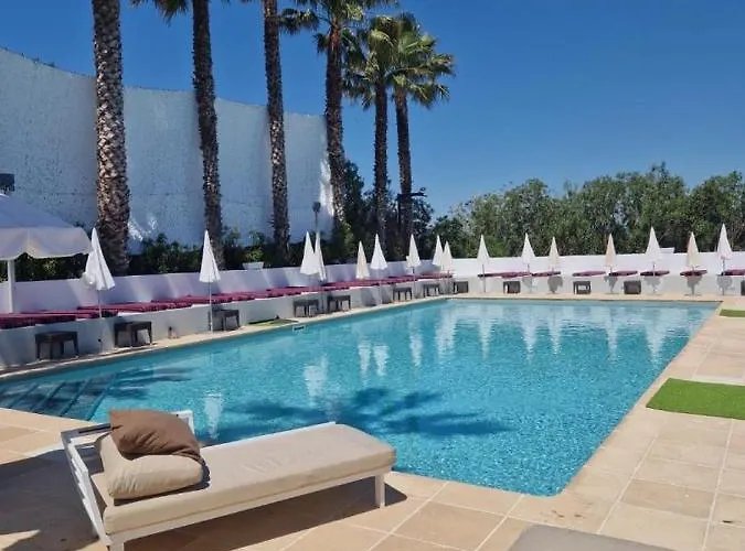 Le Jardin De Babylone Residence Festive & Naturiste "Reserve Aux Couples Uniquement"
